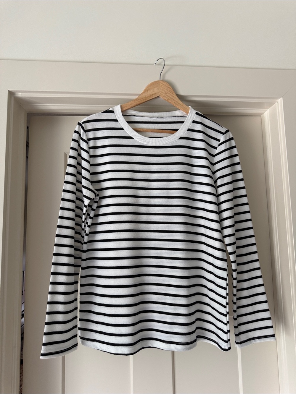Striped Long Sleeve Tee - Black & White